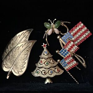 Festive Brooch Set with Christmas and Flag Designs